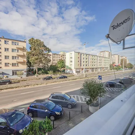 Family Ideal Place For Remote Working & By Renters Apartment *